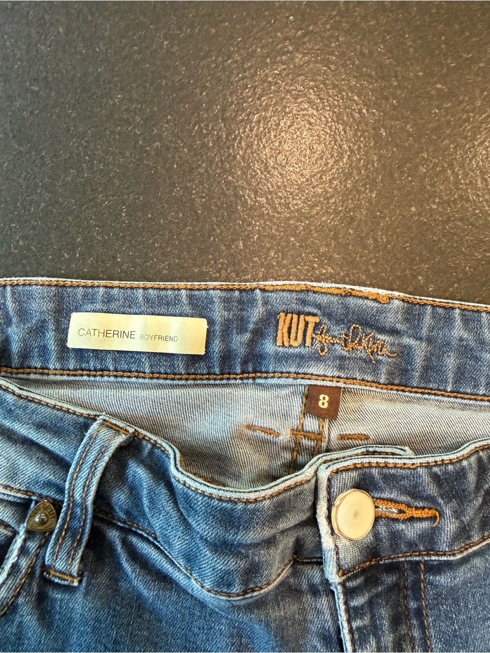 KUT from the Kloth Catherine Boyfriend Jeans Size 8 Medium Wash Straight Leg - Picture 7 of 12